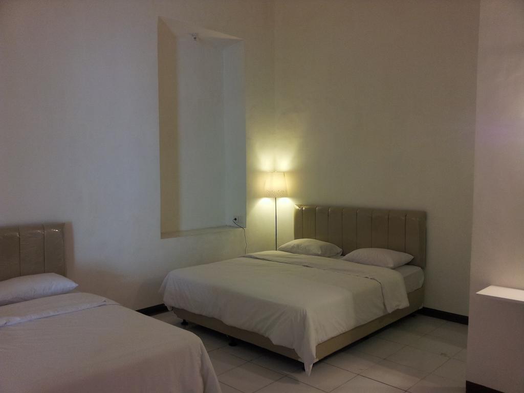 Loxy Inn Surabaya Oda fotoğraf