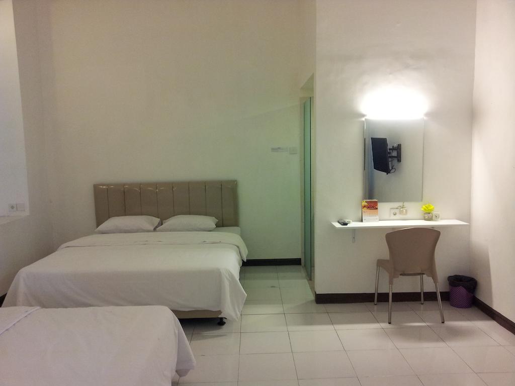 Loxy Inn Surabaya Oda fotoğraf